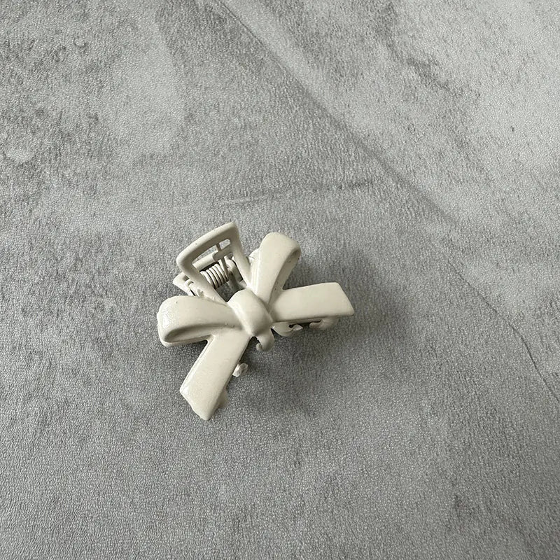 Sweet Alloy Bow Hair Clip for Women